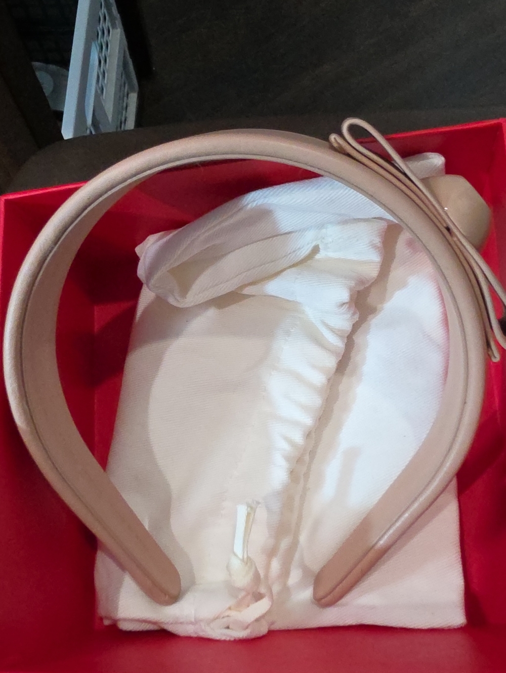 SUPER EUC SALVATORE FERRAGAMO LEATHER HEAD BAND